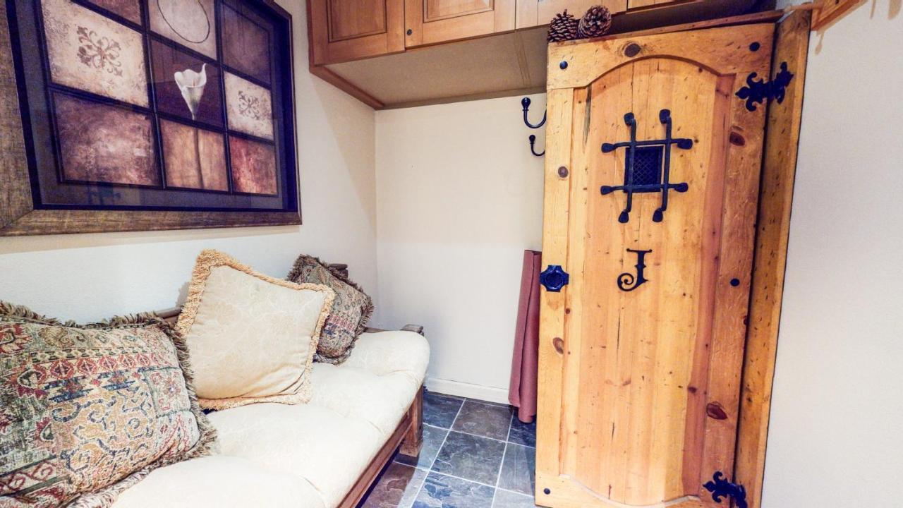 Mammoth Estates 2 Blocks From The Village Gondola Station Appartement *